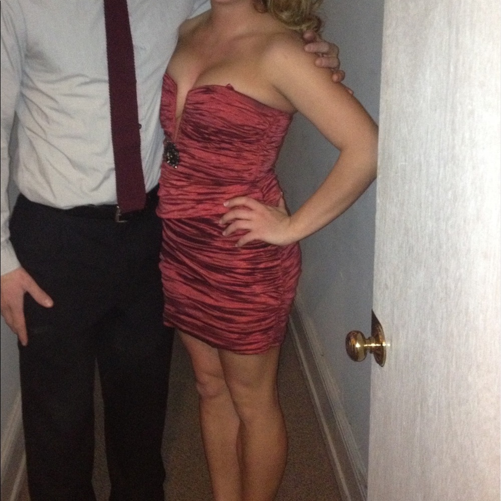 Size 6 red plunging neckline bcbg dress